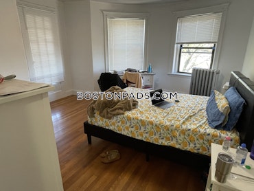 Boston - 3 Beds, 1 Baths