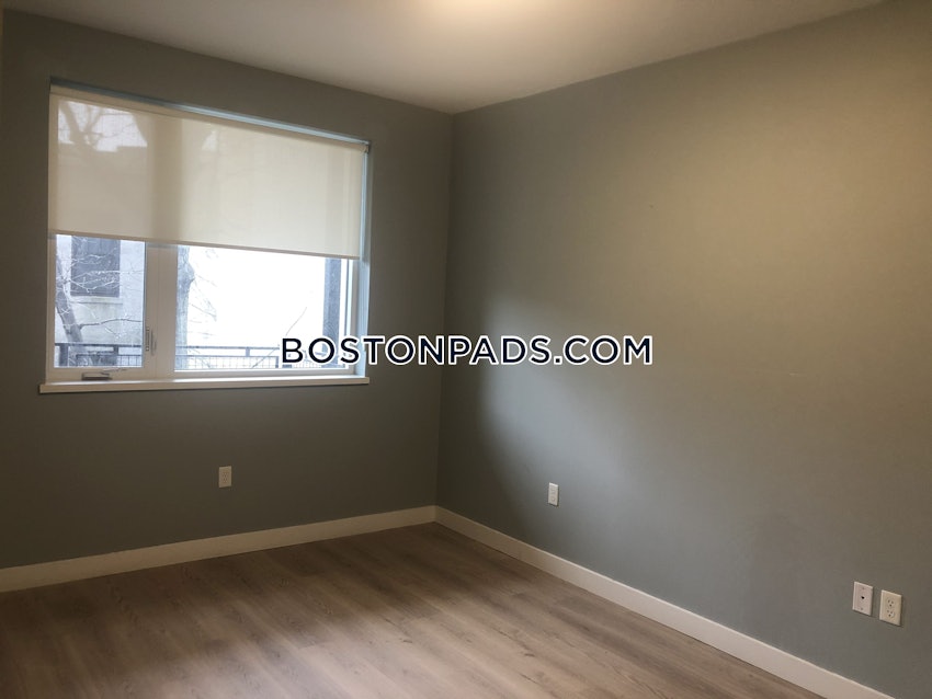 BOSTON - MISSION HILL - 2 Beds, 2 Baths - Image 16