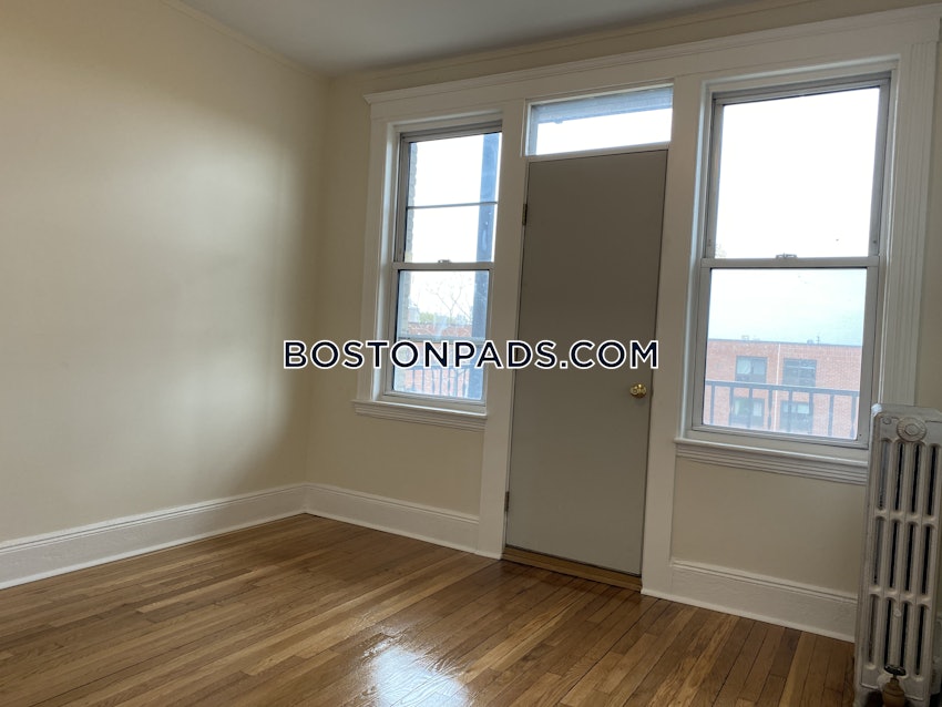 BOSTON - ALLSTON/BRIGHTON BORDER - 2 Beds, 1 Bath - Image 12