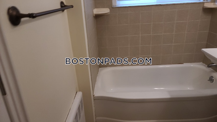 WATERTOWN - 1 Bed, 1 Bath - Image 39