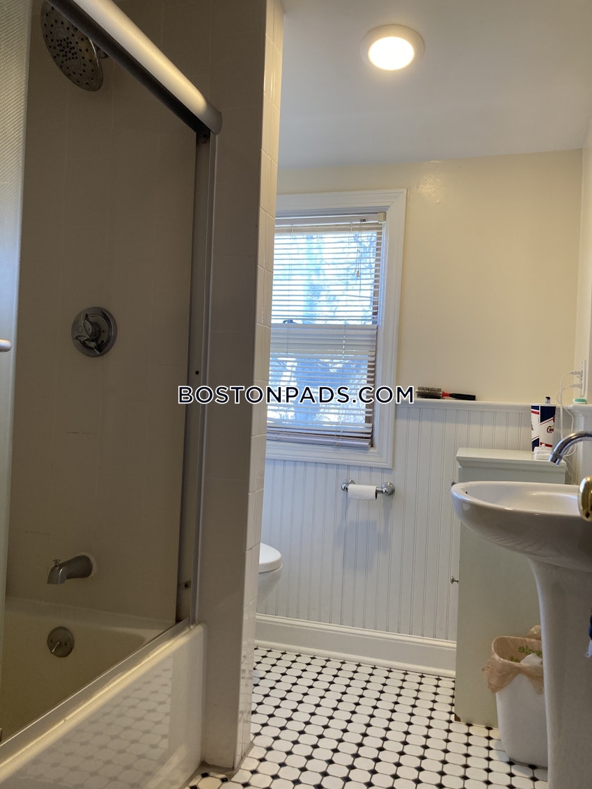 CAMBRIDGE - CENTRAL SQUARE/CAMBRIDGEPORT - 5 Beds, 2 Baths - Image 22