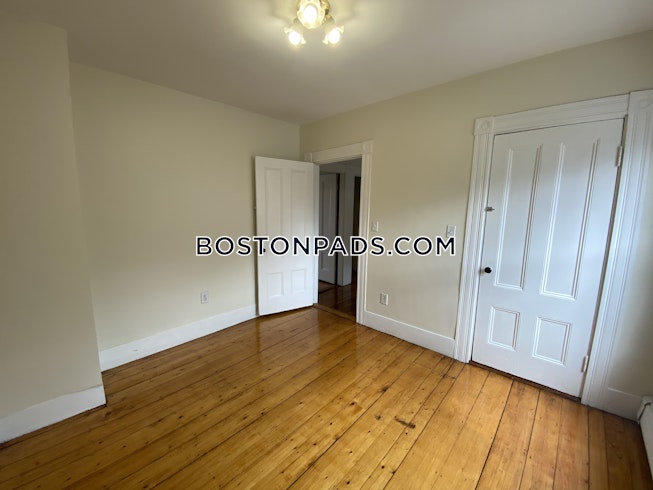 Boston - $2,600+ /mo