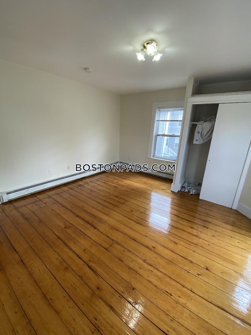 Boston - $2,600+ /month