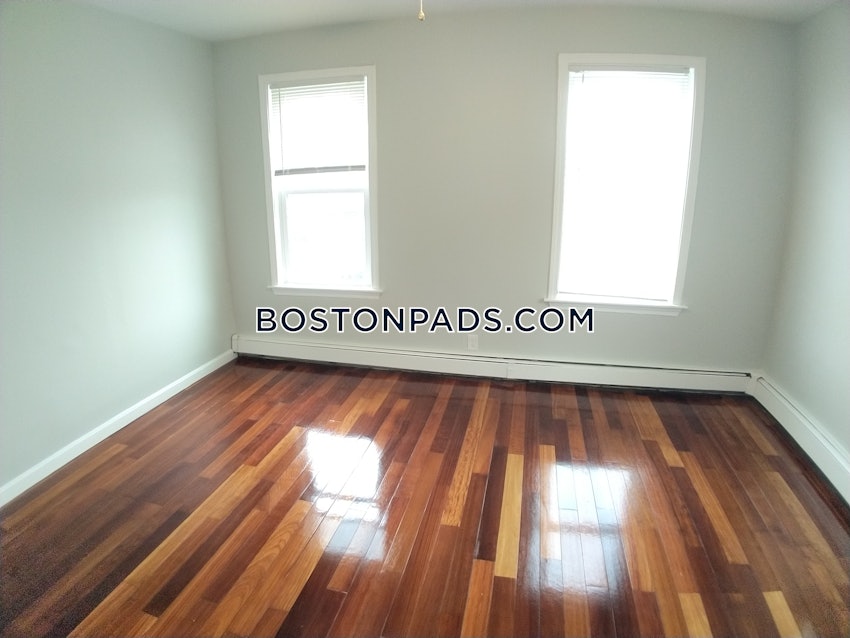 BOSTON - DORCHESTER/SOUTH BOSTON BORDER - 3 Beds, 1 Bath - Image 9