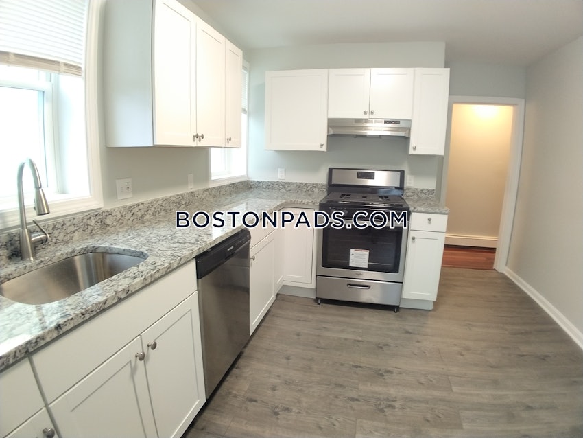 BOSTON - DORCHESTER/SOUTH BOSTON BORDER - 3 Beds, 1 Bath - Image 3