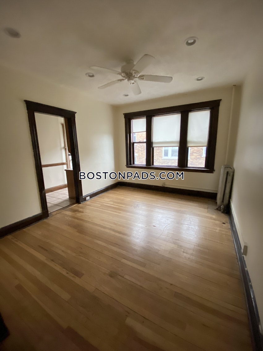 BOSTON - ALLSTON/BRIGHTON BORDER - 2 Beds, 1 Bath - Image 12