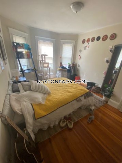 Dorchester Apartment for rent 3 Bedrooms 2 Baths Boston - $3,100