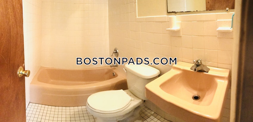 BOSTON - HYDE PARK - 2 Beds, 1 Bath - Image 6