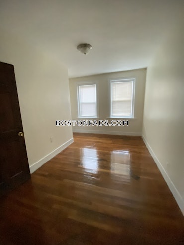 Boston - 2 Beds, 1 Baths