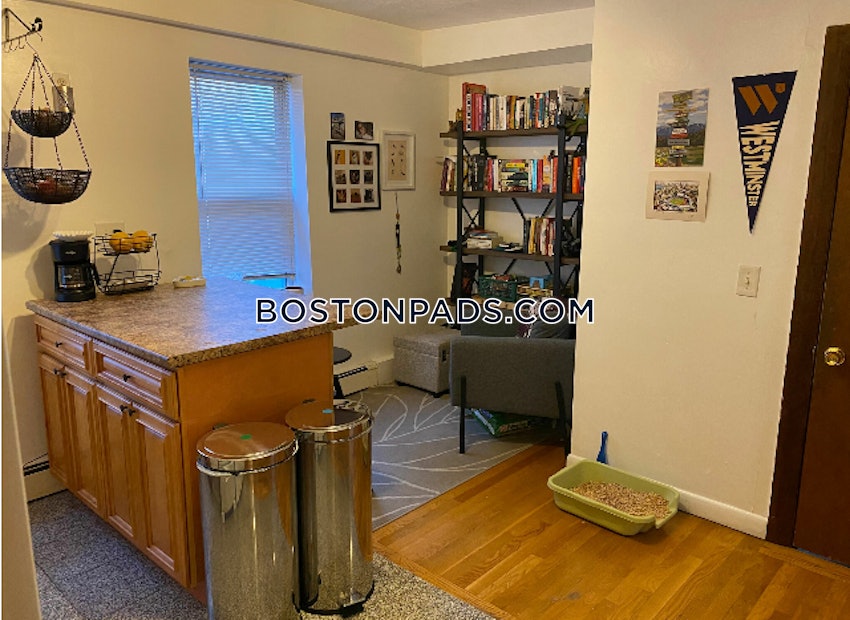 BOSTON - NORTH END - 2 Beds, 1 Bath - Image 2