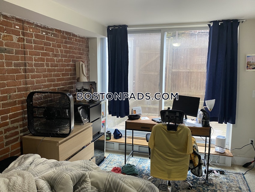 BOSTON - NORTHEASTERN/SYMPHONY - 3 Beds, 2 Baths - Image 14