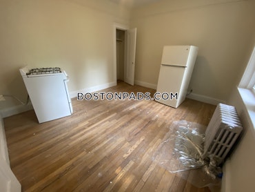 Boston - 2 Beds, 1 Baths