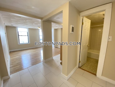 Boston - 2 Beds, 1 Baths