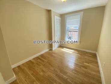 Boston - 2 Beds, 1 Baths