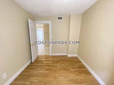 Boston - 2 Beds, 1 Baths