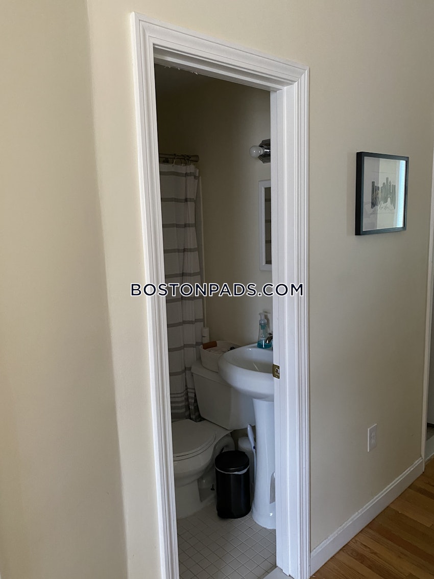 BOSTON - BEACON HILL - 3 Beds, 2 Baths - Image 17