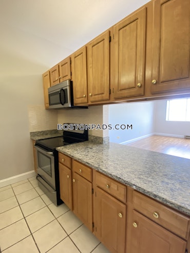 Boston - 2 Beds, 2 Baths