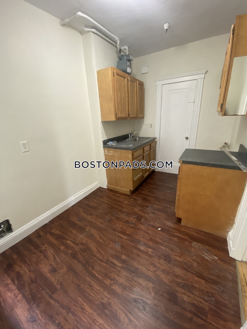 BOSTON - BRIGHTON- WASHINGTON ST./ ALLSTON ST. - 2 Beds, 1 Bath - Image 9