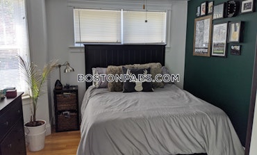 Boston - 5 Beds, 2.5 Baths