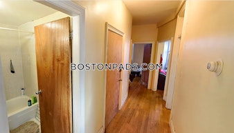 Hammond St. Roxbury Crossing