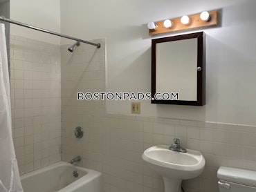 Boston - 3 Beds, 1 Baths