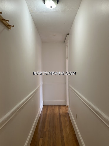 Boston - 3 Beds, 1 Baths