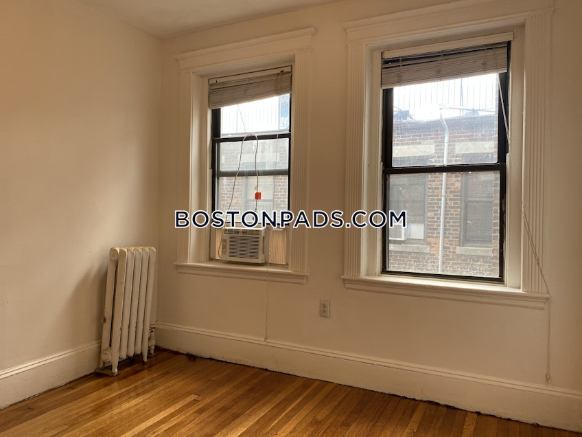 Boston - $3,400+ /month