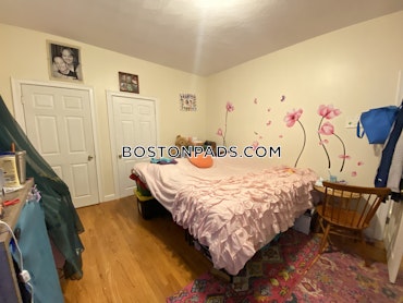 Boston - 3 Beds, 1 Baths