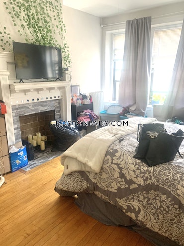 Boston - 3 Beds, 1 Baths