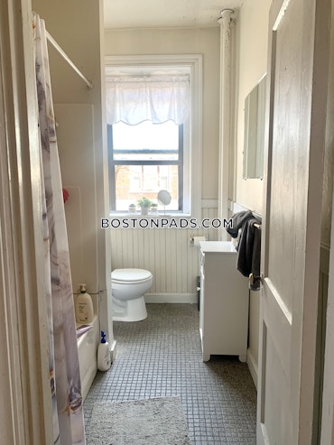 Boston - 3 Beds, 1 Baths