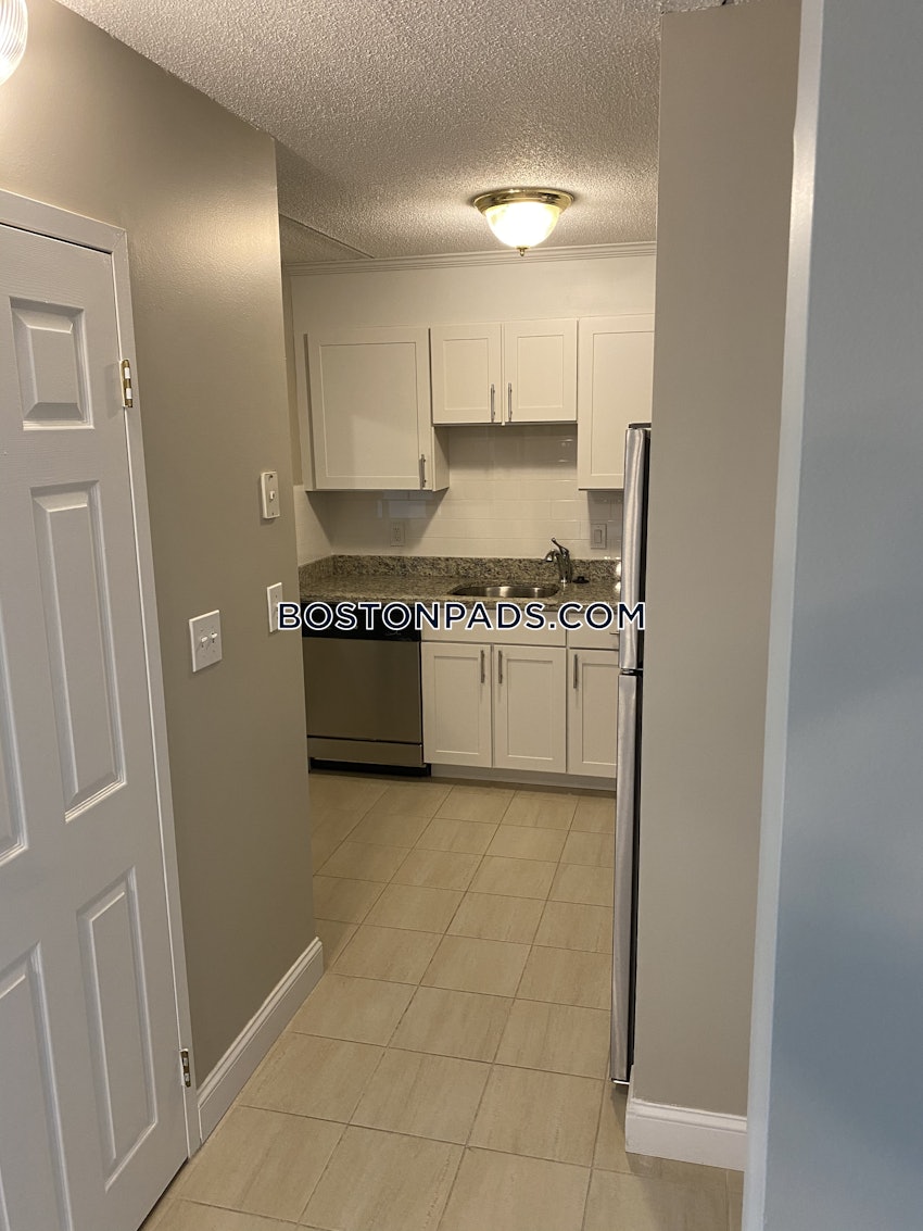 NEEDHAM - 2 Beds, 1 Bath - Image 14