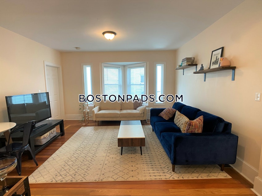 MEDFORD - MAGOUN SQUARE - 3 Beds, 2 Baths - Image 1