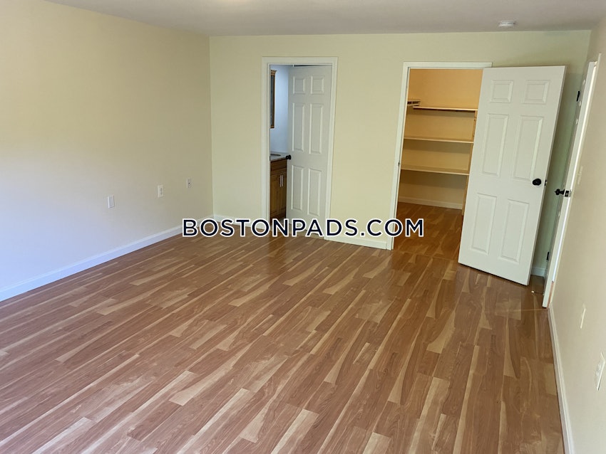 NEEDHAM - 2 Beds, 2 Baths - Image 8