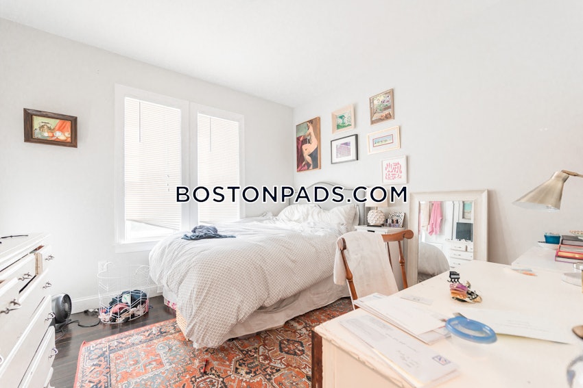 BOSTON - DORCHESTER - UPHAMS CORNER - 4 Beds, 2 Baths - Image 13