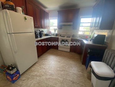 Boston - 5 Beds, 2 Baths