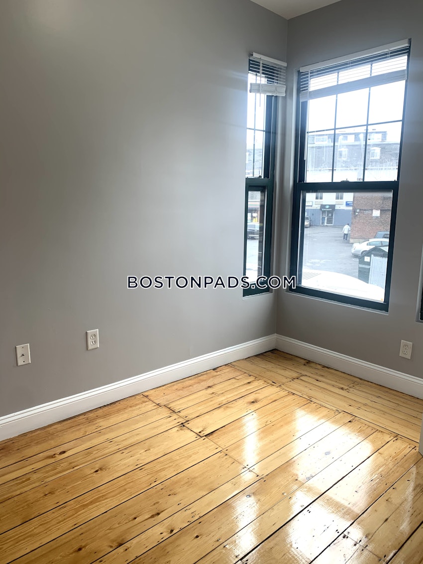 BOSTON - SOUTH BOSTON - ANDREW SQUARE - 4 Beds, 1 Bath - Image 43