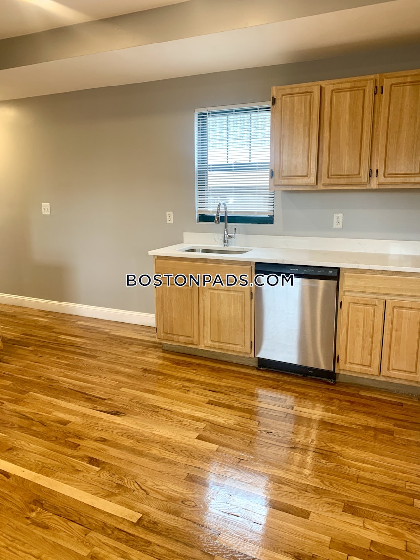 BOSTON - SOUTH BOSTON - ANDREW SQUARE - 4 Beds, 1 Bath - Image 34