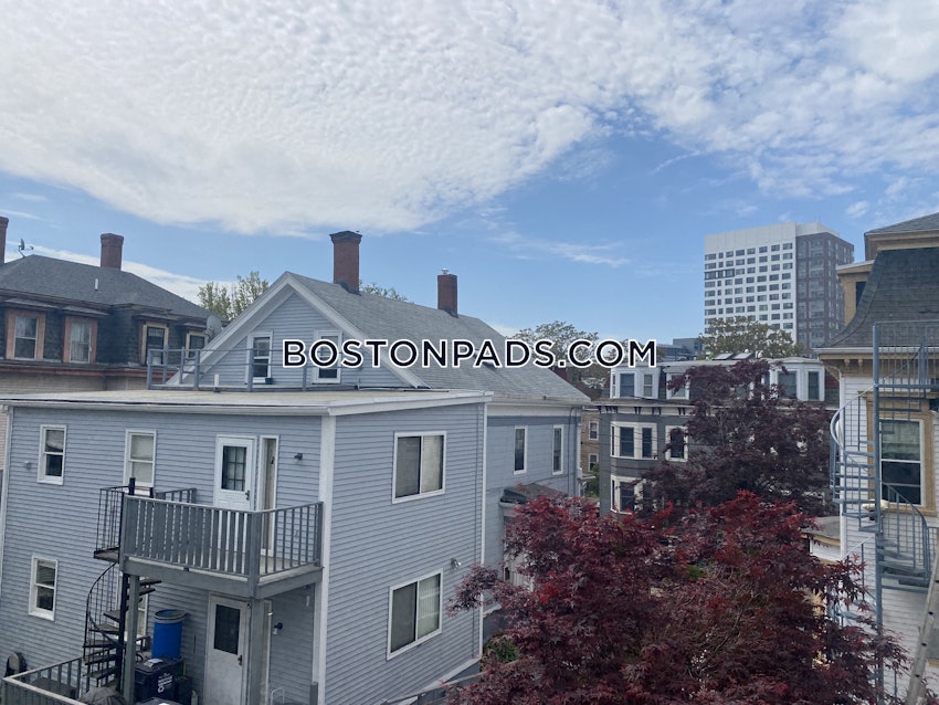 CAMBRIDGE - CENTRAL SQUARE/CAMBRIDGEPORT - 3 Beds, 1 Bath - Image 14