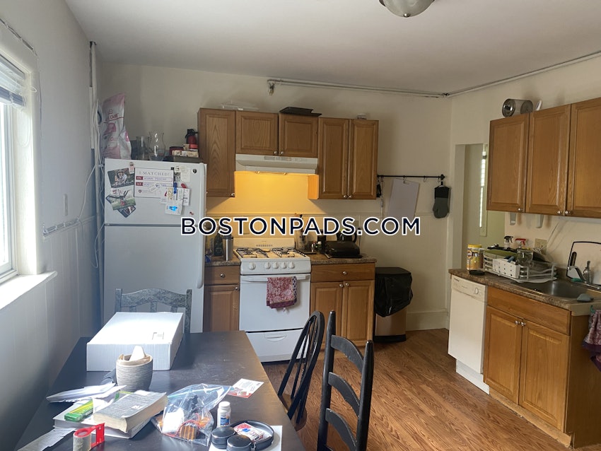 CAMBRIDGE - CENTRAL SQUARE/CAMBRIDGEPORT - 3 Beds, 1 Bath - Image 6