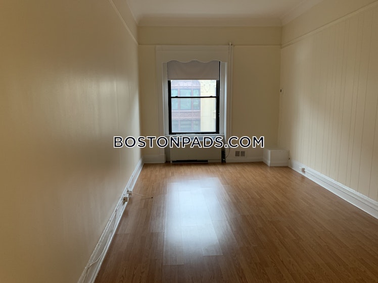 Boylston St., Boston