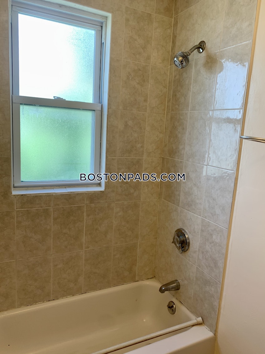 BOSTON - DORCHESTER - UPHAMS CORNER - 3 Beds, 1 Bath - Image 29