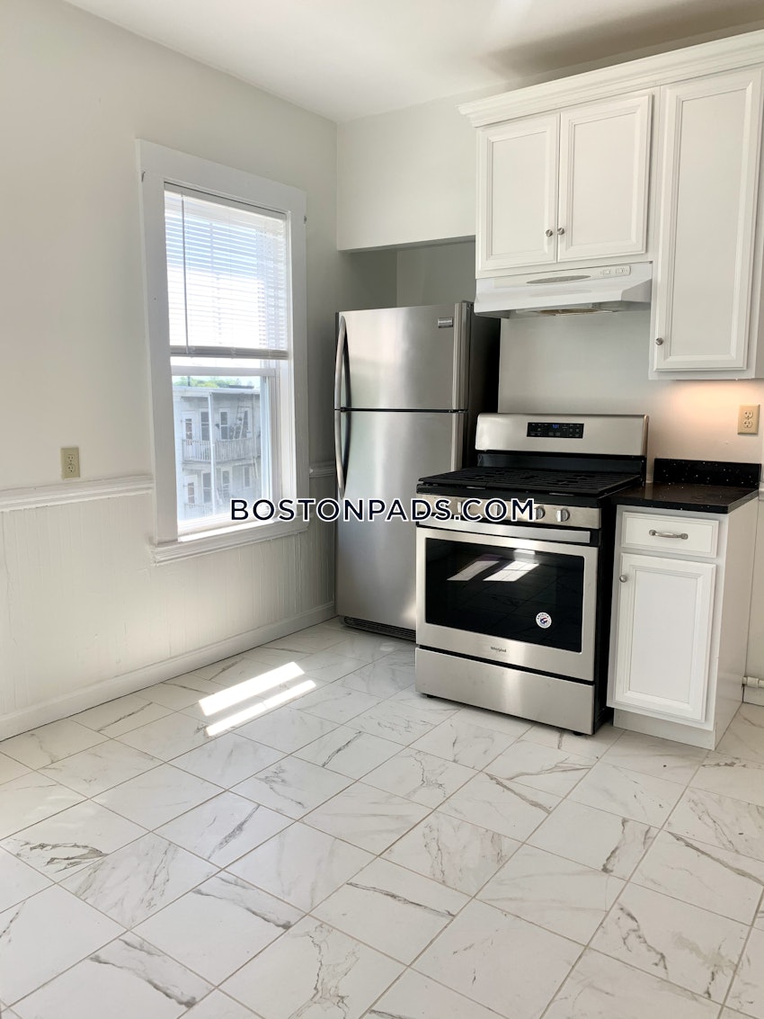 BOSTON - DORCHESTER - UPHAMS CORNER - 3 Beds, 1 Bath - Image 45