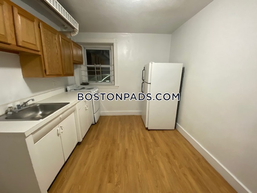 BROOKLINE- WASHINGTON SQUARE - 1 Bed, 1 Bath - Image 21