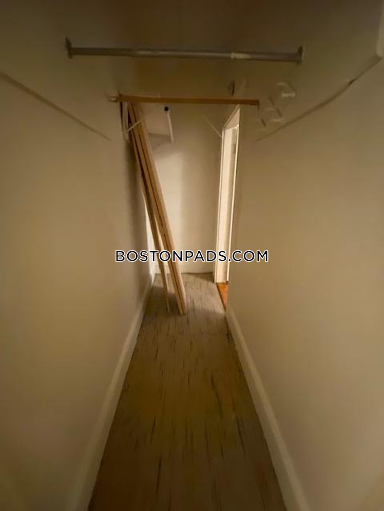 Fulkerson St., Cambridge