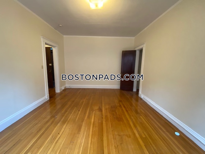 Malden - $1,900+ /month