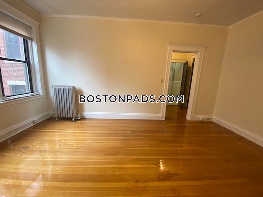 Malden - $1,900+ /month