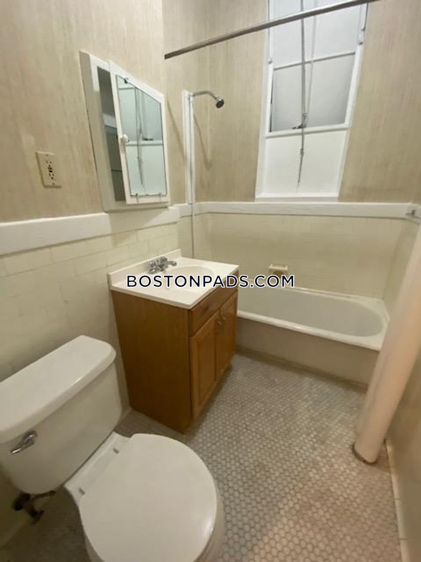 Malden - $1,900+ /month