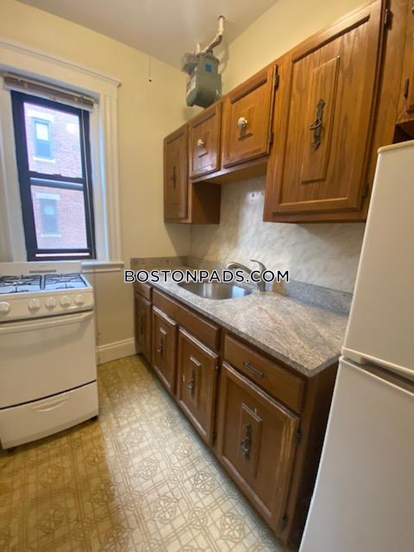 Malden - $1,900+ /month