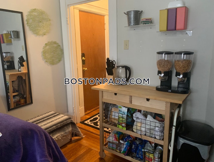 Hemenway St., Boston