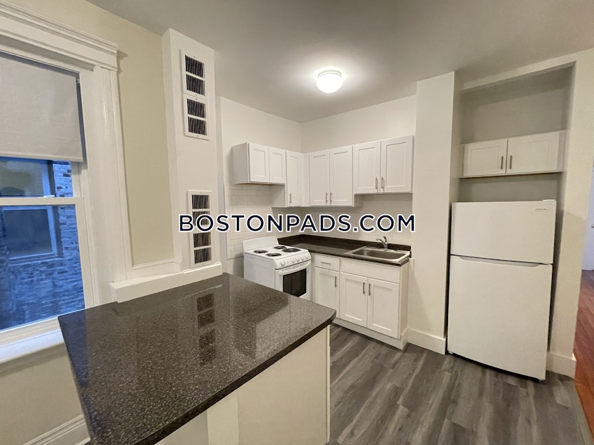 BROOKLINE - CLEVELAND CIRCLE - 2 Beds, 1 Bath - Image 29